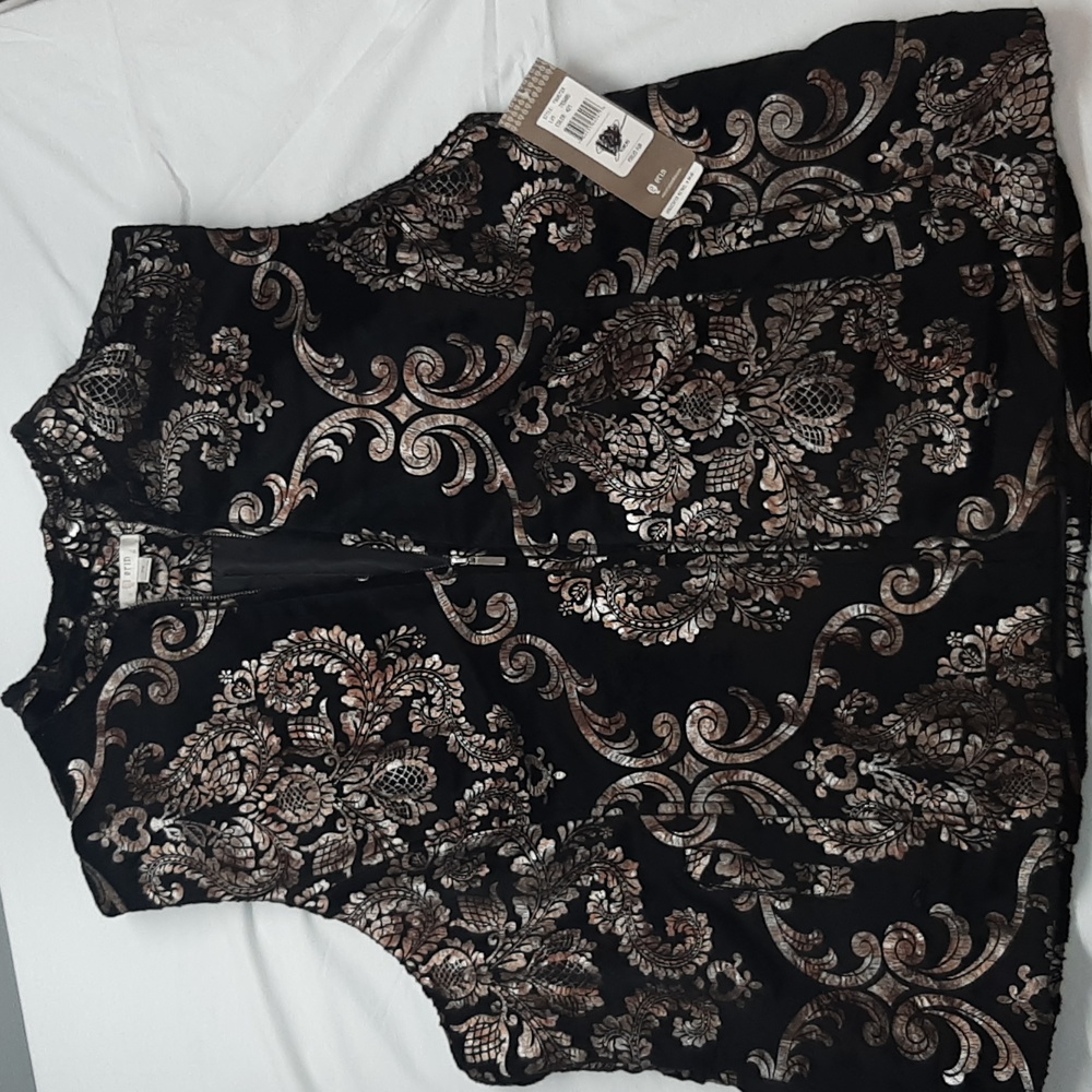 Womens Erin London foiled fur vest - gold on black